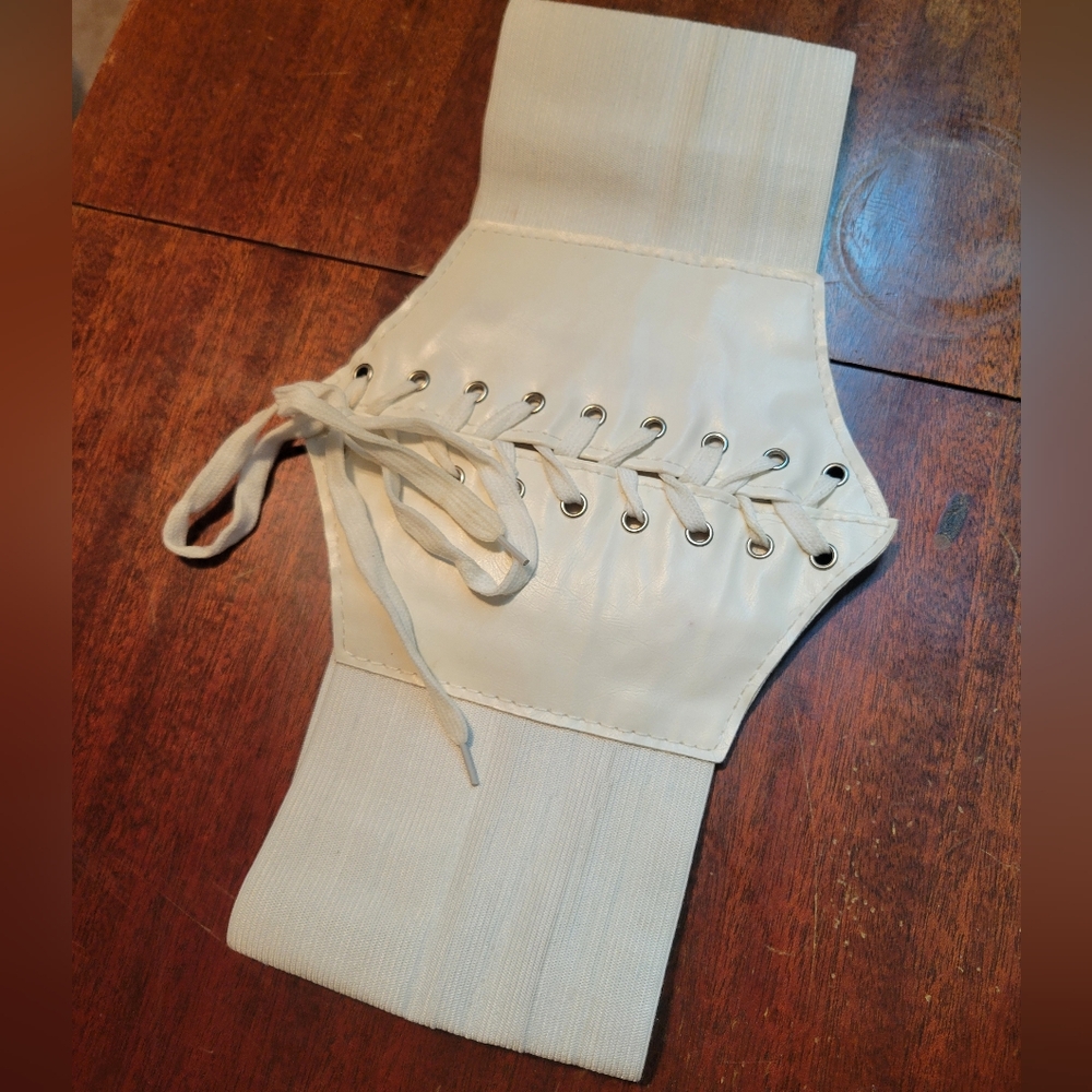 You Pick: Black, Brown, White Cosplay/Costume Corset Belts - Picture 4 of 6